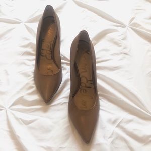 Size 6 Sam Edelman Hazel Pointed Toe Heel
